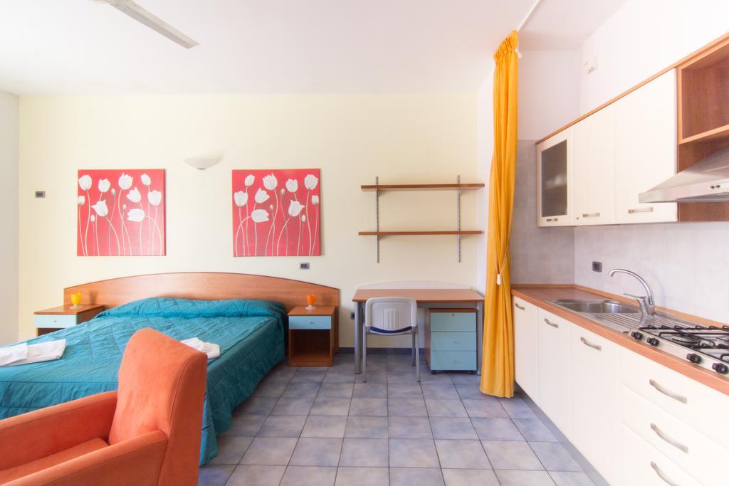 Merine I Giardini Di Atenaアパートホテル 部屋 写真